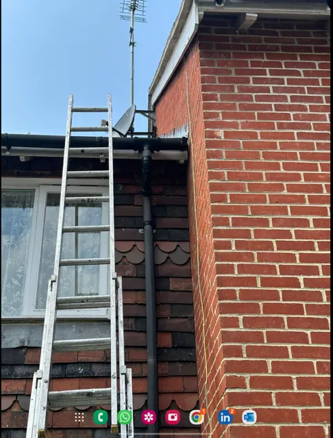 Access to rear guttering